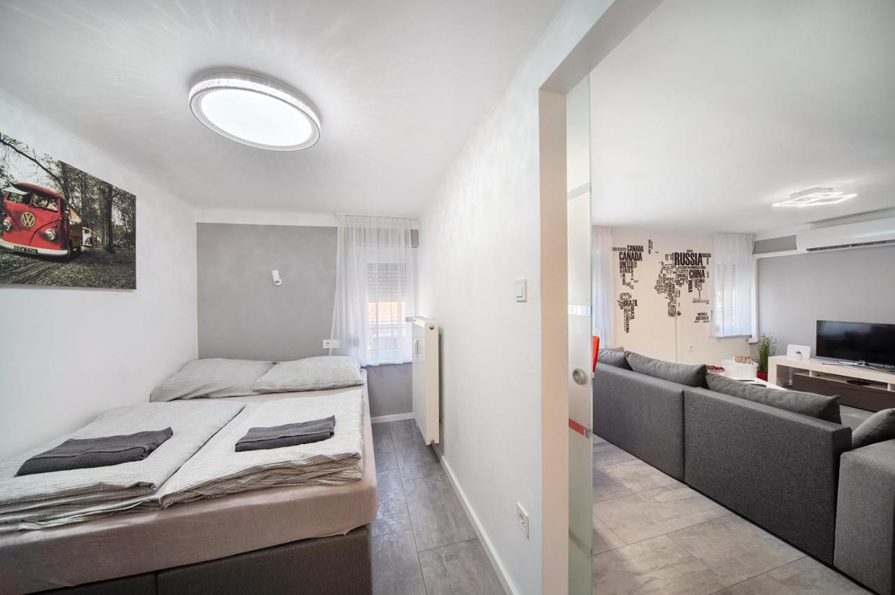 Centroom Pecs Apartman Екстериор снимка